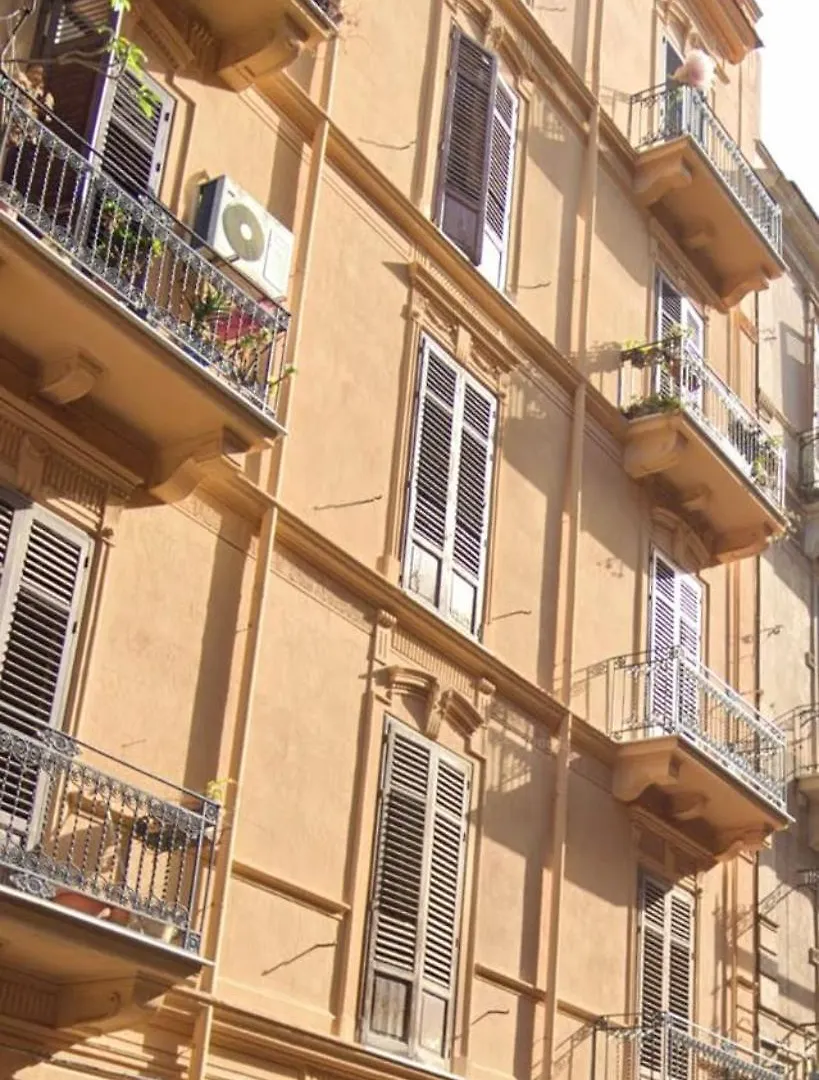 Beddame Palermo House Casa Vacanza 0*,  Italy